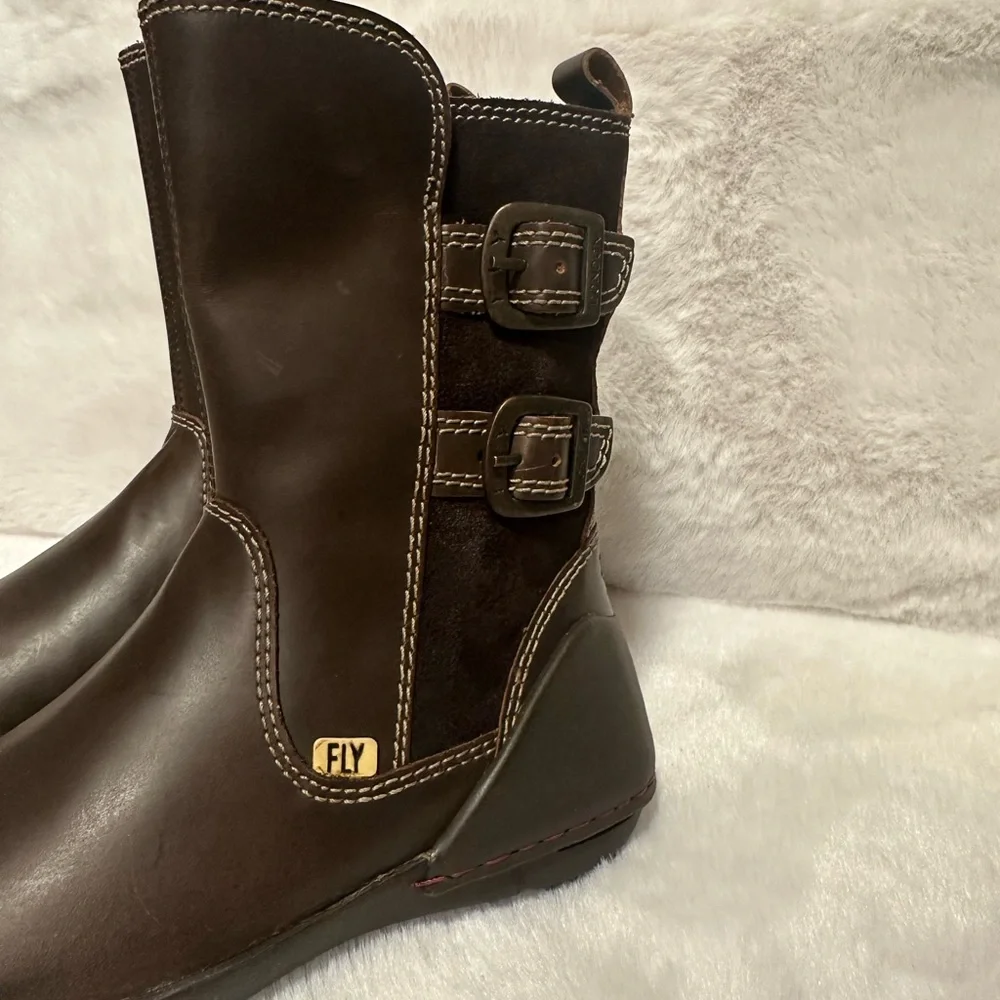 Boots Fly London